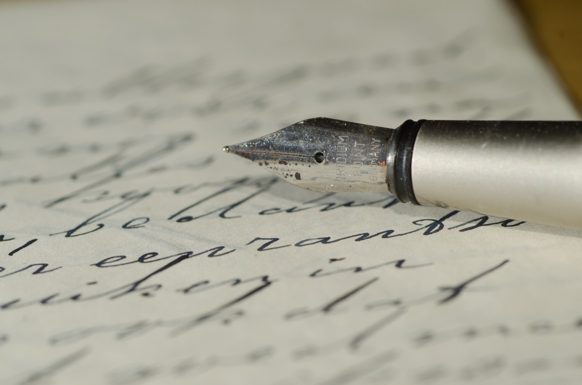 fountain_pen_letter_handwriting_family_letters_written_pen_ink-1093456